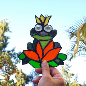 Stained Glass Frog Prince, Suncatcher Colorful, Stained Glass, Vitrail,Home Decor Original, Gift,,Tiffanytechnik,Glasmalerei,