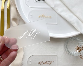 Place cards acrylic calligraphy half round - personalized name card place card wedding guest gift matt transparent frosted