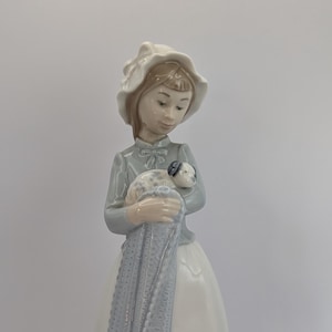 Collectable Lladro Nao Figure - Girl Holding A Puppy In A Blanket #241