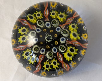 Vintage Collectable Scottish Strathearn Seven Spoke Millefiori Glass Paperweight