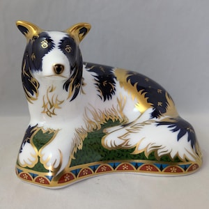Royal Crown Derby Paperweight - &quot;Border Collie&quot; - Gold Stopper - Limited Edition No. 997/2500