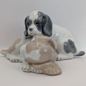 Collectable Nao By Lladro Porcelain Puppies Ornament - &quot;Wake Up&quot;  - No. 00385