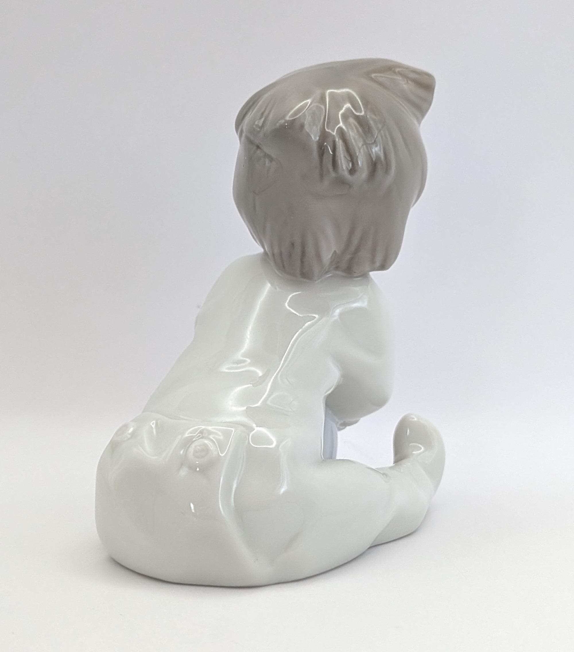Collectable Lladro Nao Baby With A Bottle - 