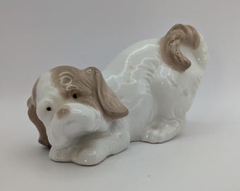 NAO リヤドロ フィギュア：子犬の誕生日、手作り磁器（1987年） - Etsy