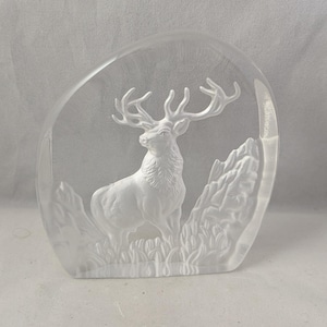 Collectable Edinburgh Crystal Intaglio Glass Stag Paperweight - Unsigned