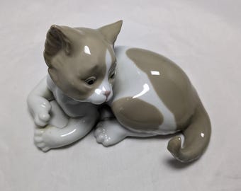 リヤドロ子猫の置物：コレクターズアイテムの磁器製猫 #5114 - Etsy 日本