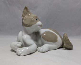 リヤドロ子猫の置物：コレクターズアイテムの磁器製猫 #5114 - Etsy 日本