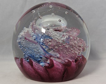 Vintage Collectable Selkirk  Glass Spherical Paperweight