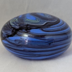 Vintage Collectable Guernsey Glass Paperweight