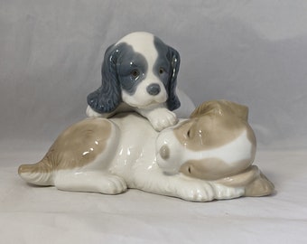 Nao by Lladro Figurine, Girl Yawning in Her Long Nightdress, Made