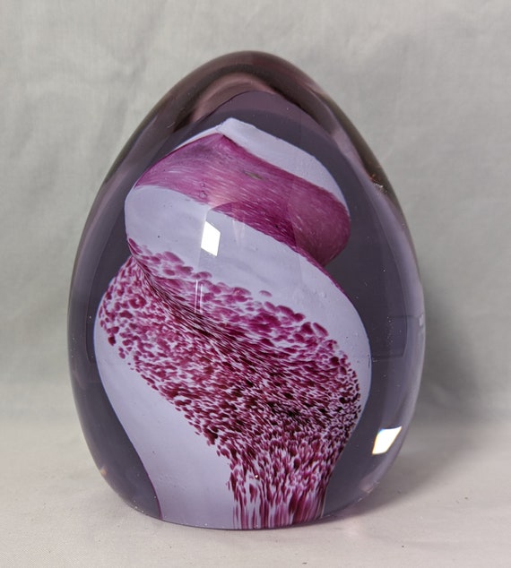 ヴィンテージ コレクタブル ケイスネス 卵形ガラス ペーパーウェイト