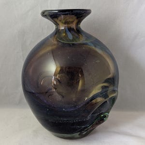 Signed Mdina Glass Vintage Collectable &quot;Pulled Ear&quot; Vase