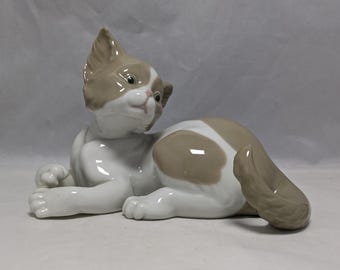 リヤドロ子猫の置物：コレクターズアイテムの磁器製猫 #5114 - Etsy 日本