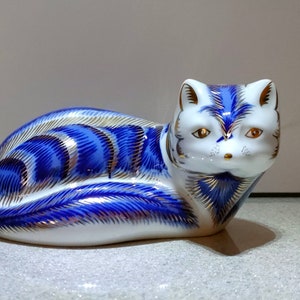 Royal Crown Derby Paperweight - Blue Fox