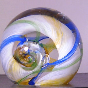 Vintage Caithness Ribbons Glass Paperweight