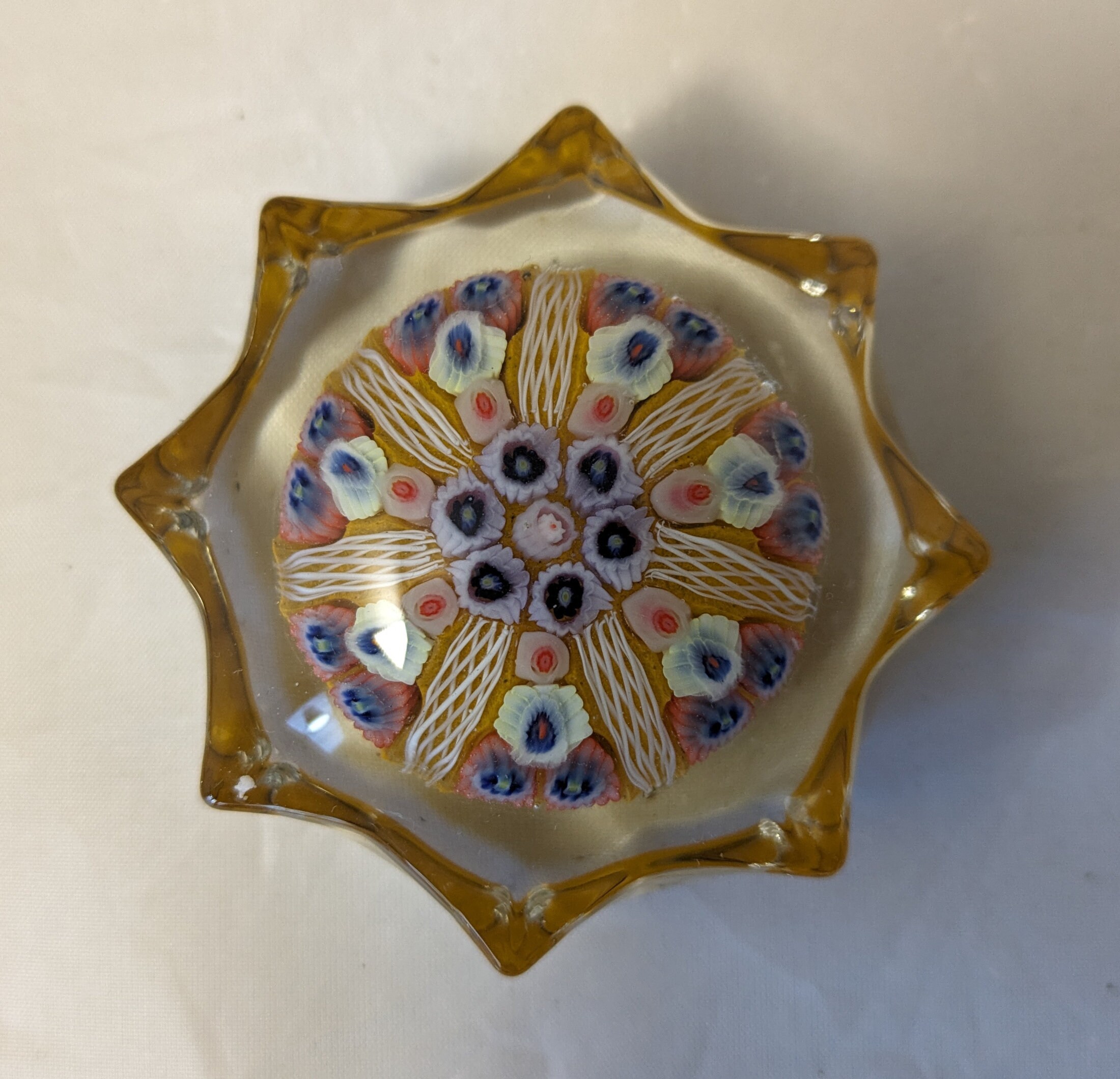 Strathearn Vintage Collectable Fluted Glass Millefiori  Paperweight