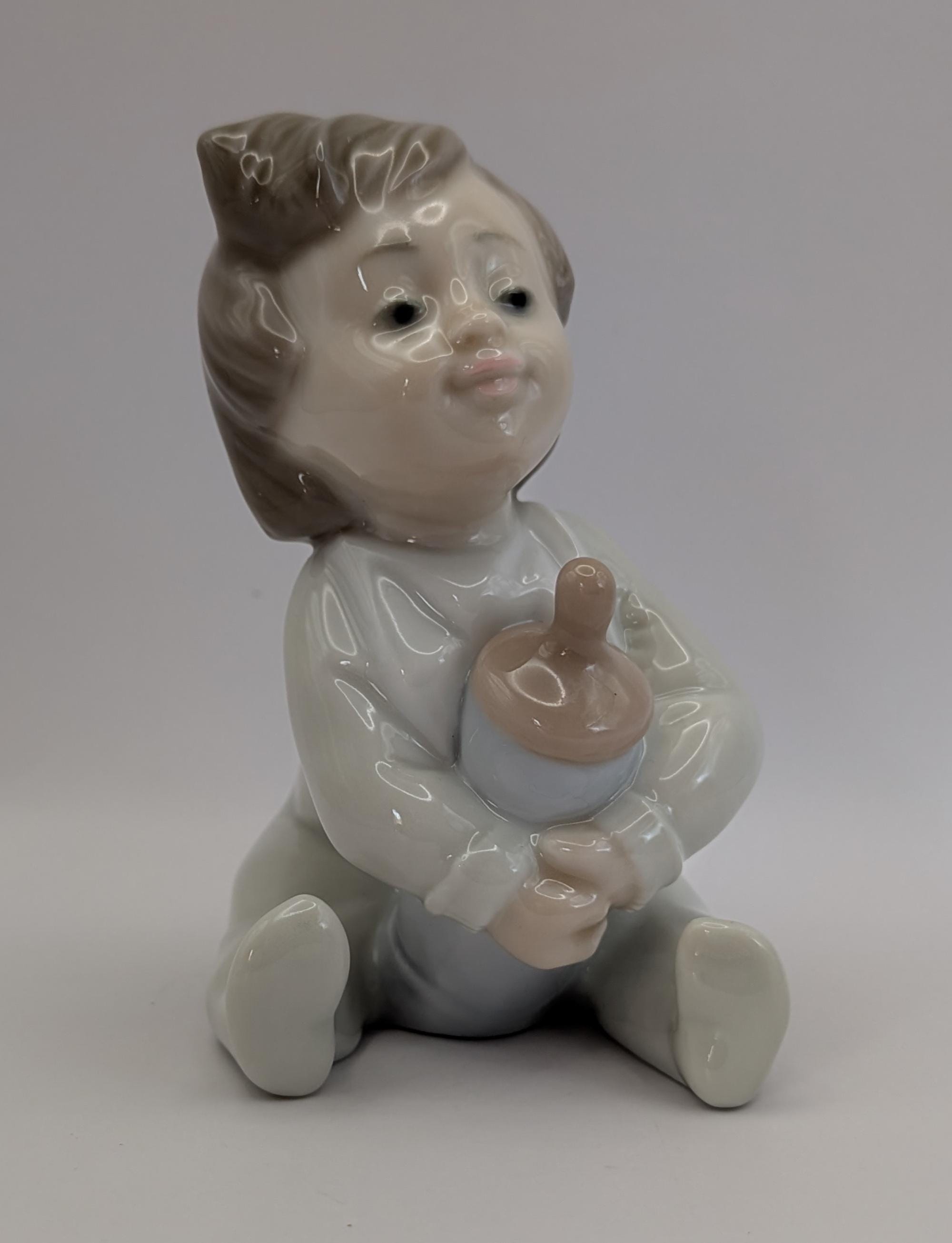 Collectable Lladro Nao Baby With A Bottle - 