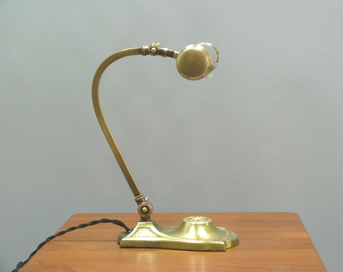 Art Deco piano lamp made of brass with rotary switch socket