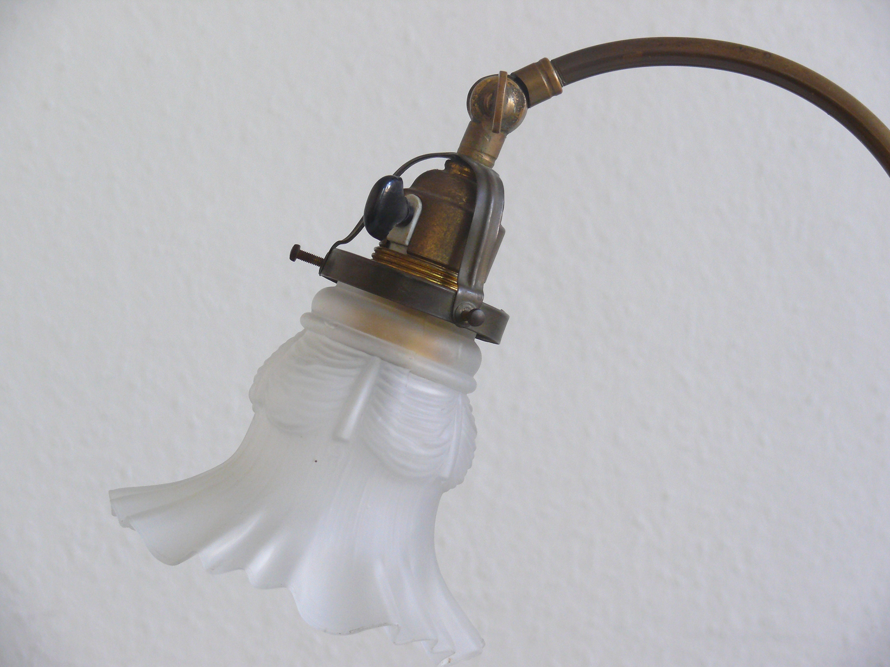 Original Art Nouveau wall lamp with rotary switch