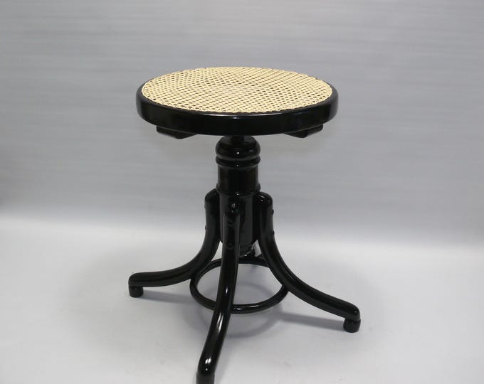 Piano stool with Viennese wickerwork, Gebr. Thonet - around 1900