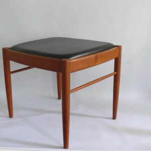 Ottoman - kruk, teak - kunstleer, H.W. Klein voor Bramin, Denemarken - jaren 1960