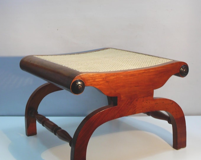 Ottoman in English colonial style made of solid teak wood with a seat made of Viennese wickerwork, Mid Century