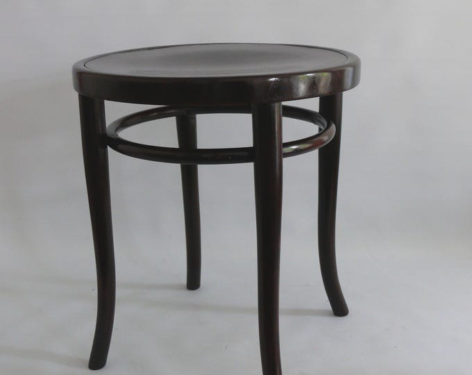 Original Thonet bentwood stool, 1st half of the 20th century - restored