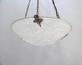 French Art Deco glass pendant lamp with chain suspension, Muller Frères Lunéville, 1920s - 1930s