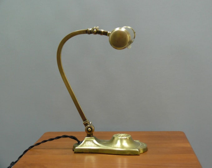 Art Deco piano lamp made of brass with rotary switch socket