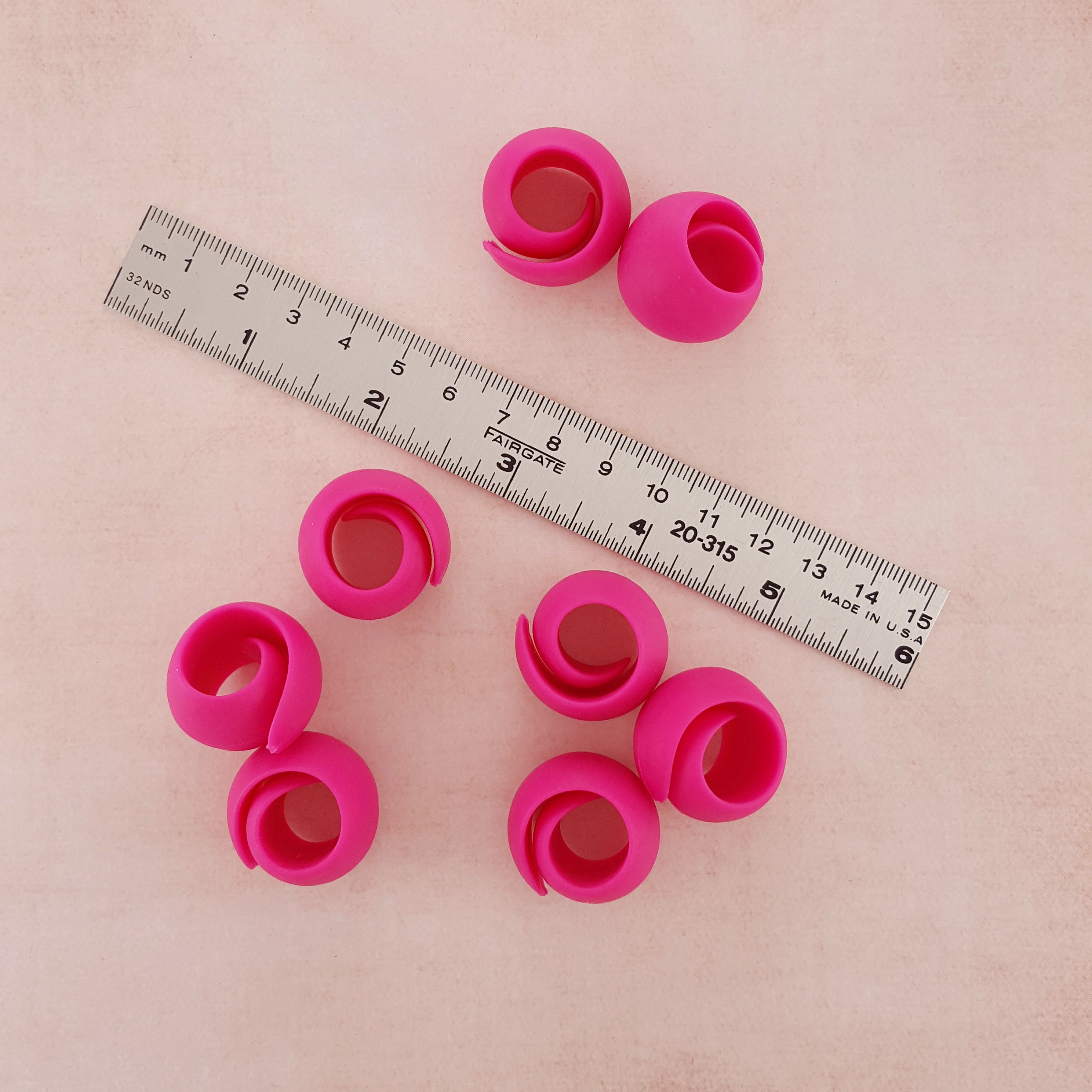 Cross Stitch Fiber Arts Set of 4 Silicon Huggers QSnap Embroidery Hoop