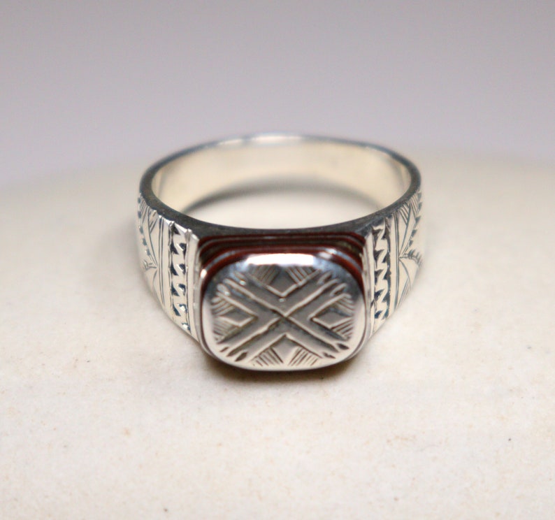 925 Silver /& Ebony Ring US Size 11 12 Tribal Ring Authentic Ring Ethnic Ring Engraved Ring Oriental Ring Bohemian Ring