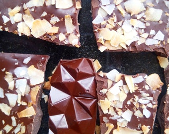 Coconut Chocolate Bark | Homemade with love | Vegan Dark chocolate