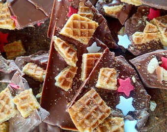 Dutch Stroopwafel Chocolate Bark | Dutch caramel waffle cookies | Homemade with love | Vegan dark chocolate