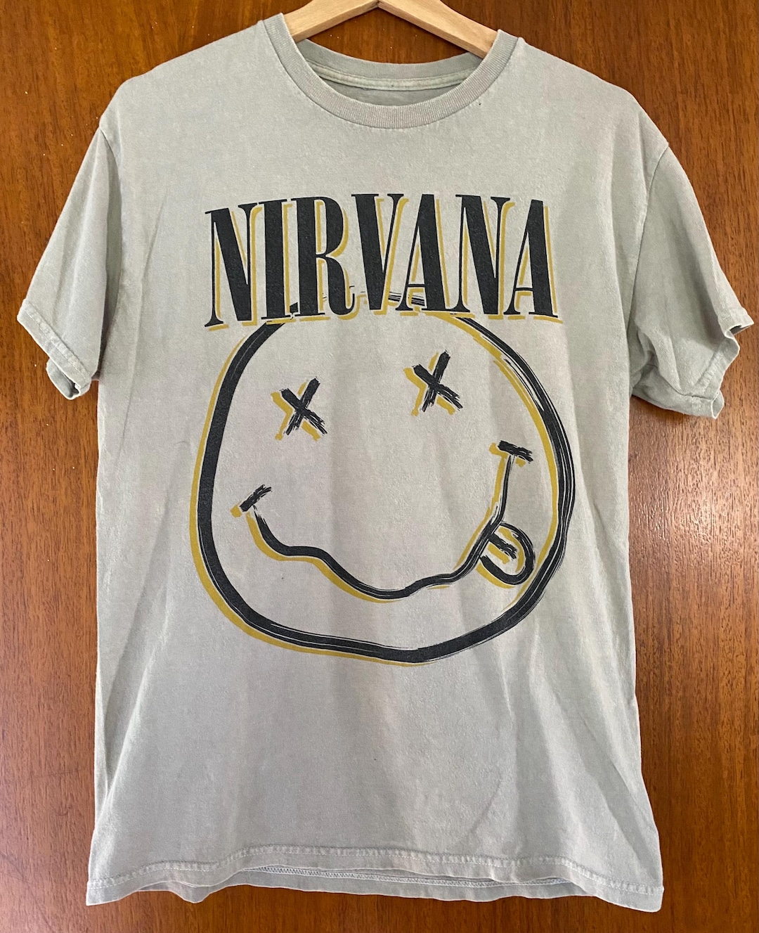Nirvana Smiley Shirt Amplified Nirvana Smiley T-Shirt Für Herren Gr. M, Grau (Charcoal Cc Led Zeppelin Shirt