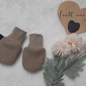 Kuschelige Wollwalk Baby Handschuhe/ Fäustlinge/100% Wolle/ verschiedene Größen/ viele verschiedene Farben/ mit Kordel Bild 7