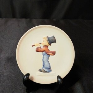 Vintage M.J. Hummel Collectable Mini Plate &quot;Serenade&quot; - 1985 - In Original Box