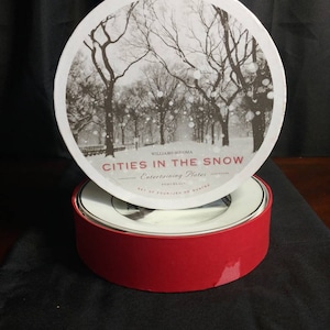 Fix-Williams-Sonoma Cities in the Snow Entertaining Plates Set of 4.