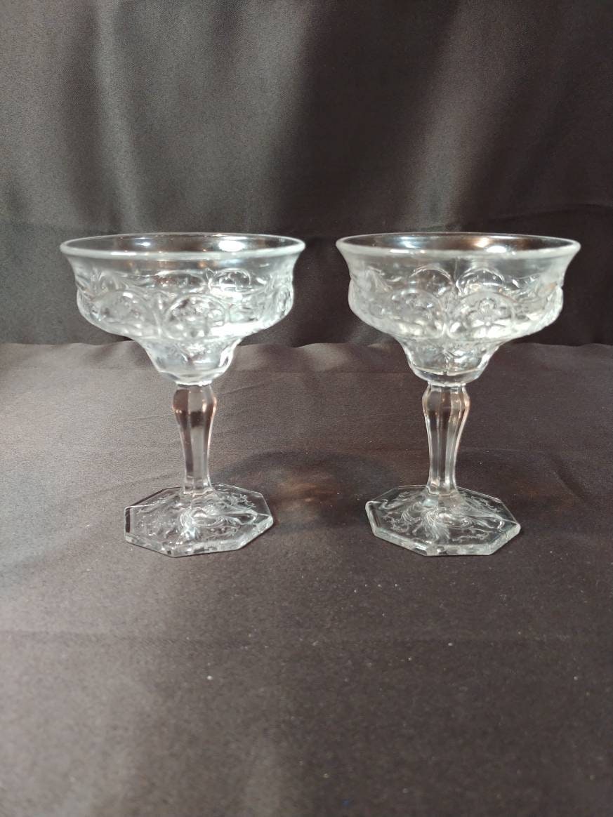6 Antique Pressed Glass Cocktail ~ Mini-Martini Glasses, McKee, Rock  Crystal c. 1915, After Dinner Drinks Dessert Cocktail ~ 3 oz Cocktails