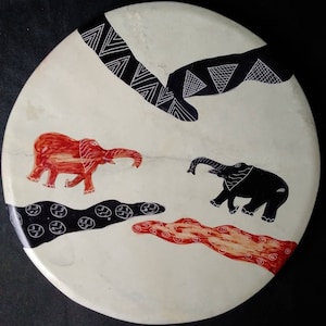 Fix-Hand made and hand painted African Plate with Elephants, Made in Kenya