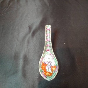 Vintage Porcelain Chinese Spoons with Gold Gilt Trim
