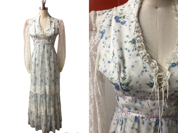 1970's Vintage Gunne Sax Blue Floral Soft Batiste… - image 1