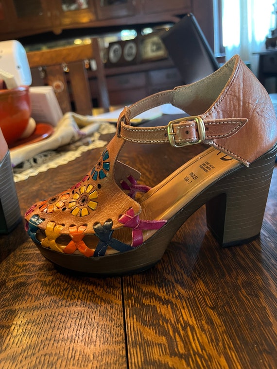 1970 Vintage Inspired Mexican Leather Platform Sho