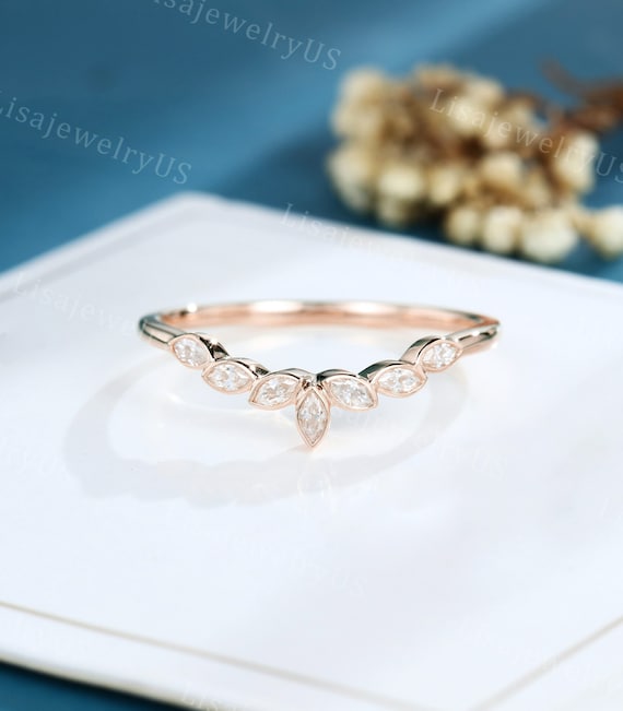0.70 Ctw Single Prong Round Moissanite Wedding Band Anniversary Ring Solid  14k Rose Gold – DiamondLoops