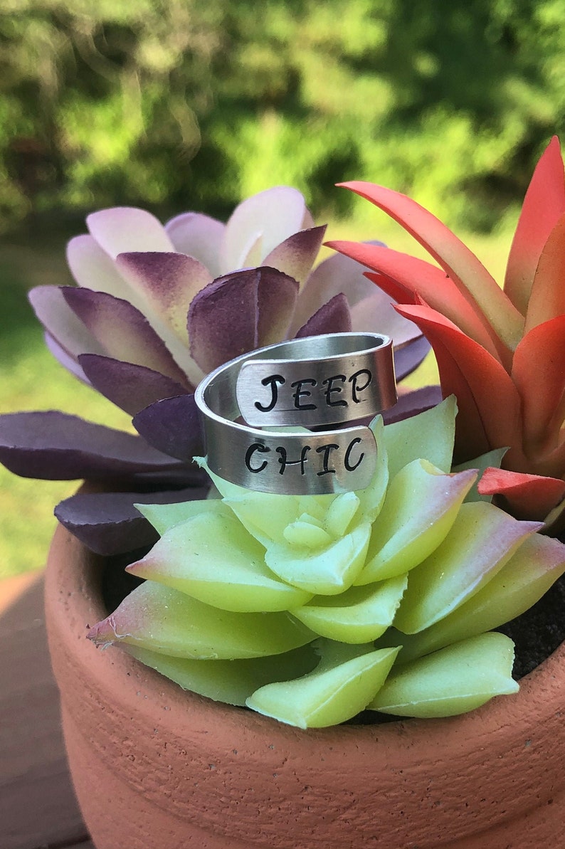 JEEP CHIC ring