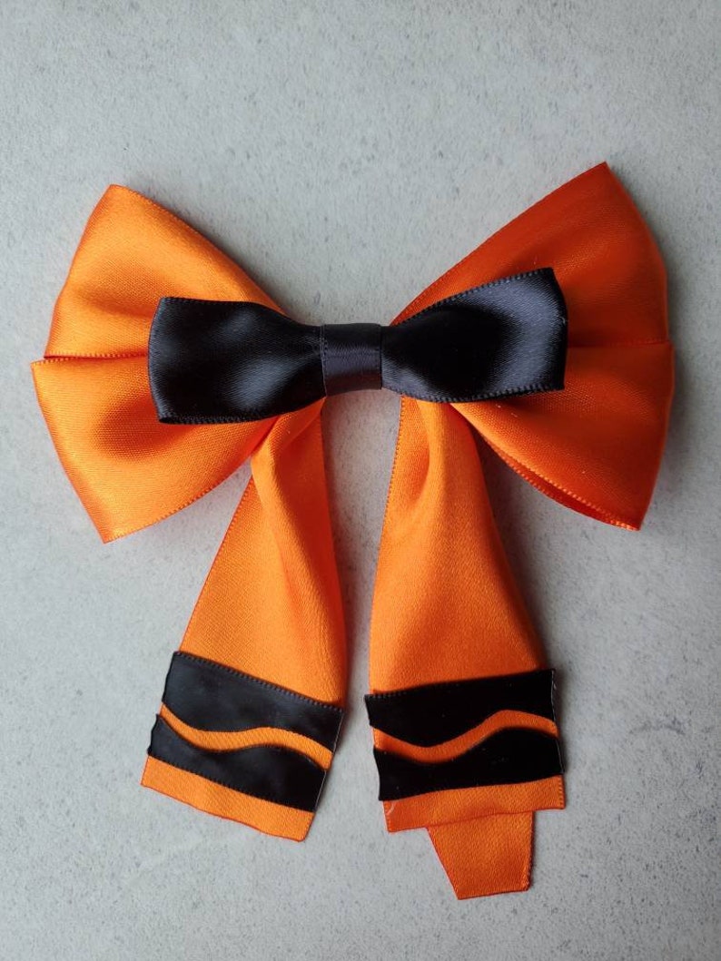 Back to School Crayon Hair Bow