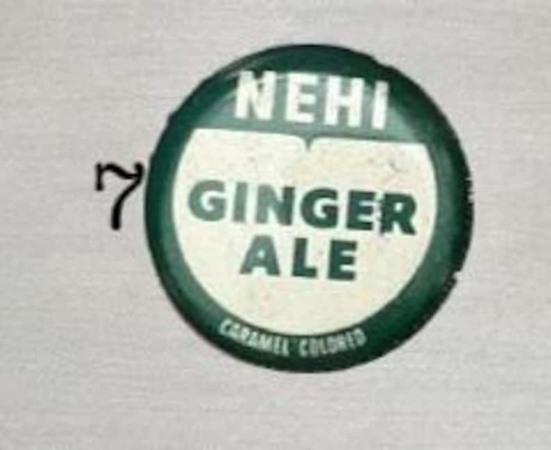 Naszyjnik z kapsli od butelek inspirowany „Wyznaniami nastoletniej królowej dramatu” 7. Ginger Ale NEHI