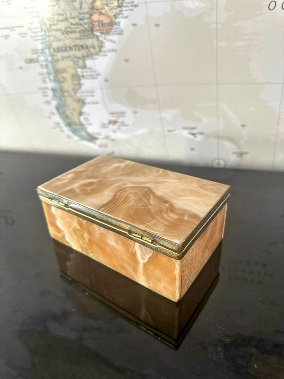 Vintage Keepsake Box Gem