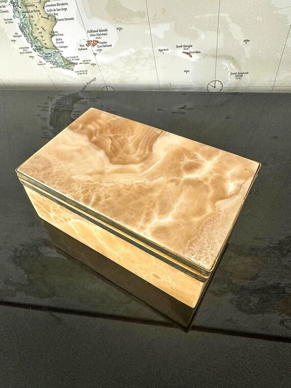 Vintage Keepsake Box Gem