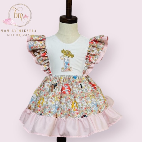 Handgemaakte prinsessenjurk, geborduurde outfit voor eerste verjaardag