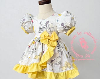 Vestito di compleanno di Winnie the Pooh, vestito di Winnie the Pooh, vestito Disney, vestiti per le vacanze Disney per bambine, vestito di Winnie the Pooh per neonati,